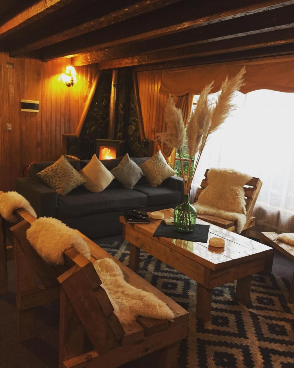 Profe Nelson Hostel Puerto Cisnes Εξωτερικό φωτογραφία